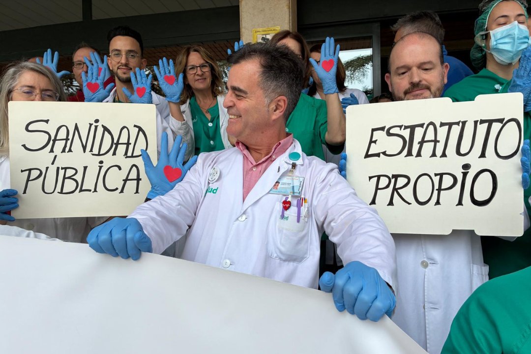 Colegio de Médicos de Zaragoza tweet media