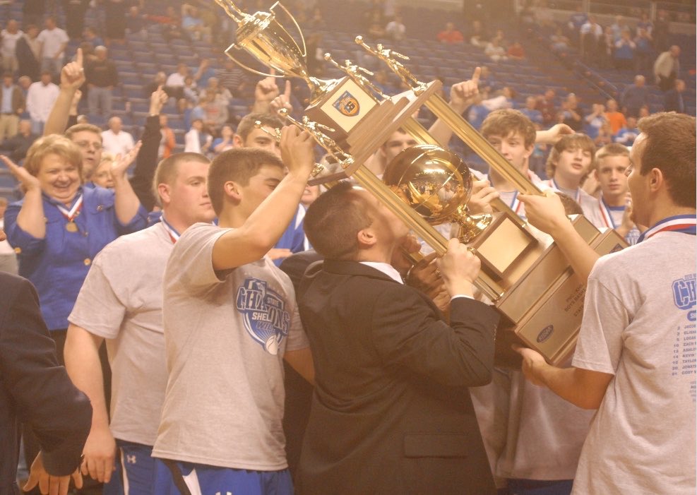 coachbooher's tweet photo. 16 years ago today, I lived out one of my biggest dreams, cutting down the nets at Rupp Arena &amp; winning the 2010 KHSAA Sweet 16 State Championship. Coaching a small school from the mountains of eastern Kentucky &amp; watching that dream become reality is a memory I will never forget. https://t.co/f6yxUzrYZX