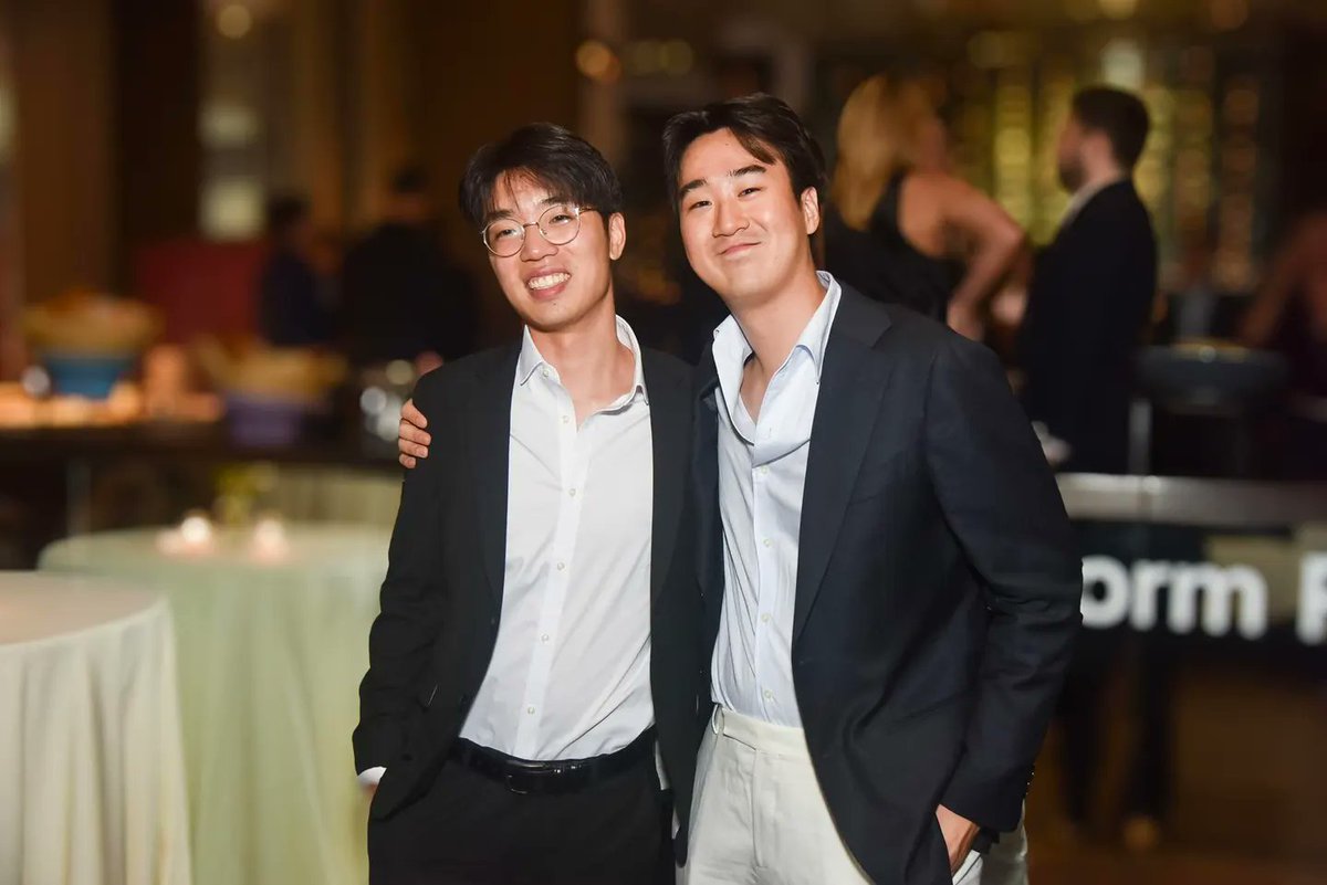 Forbes Under 30 tweet media