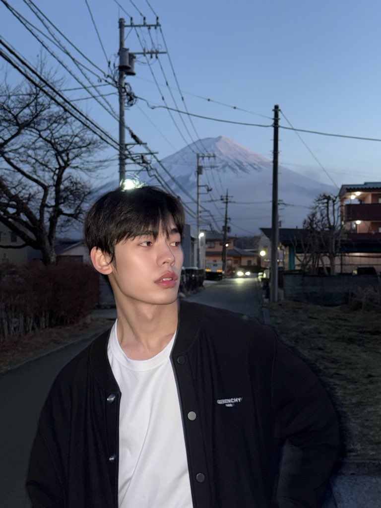 porsuppakarn tweet media