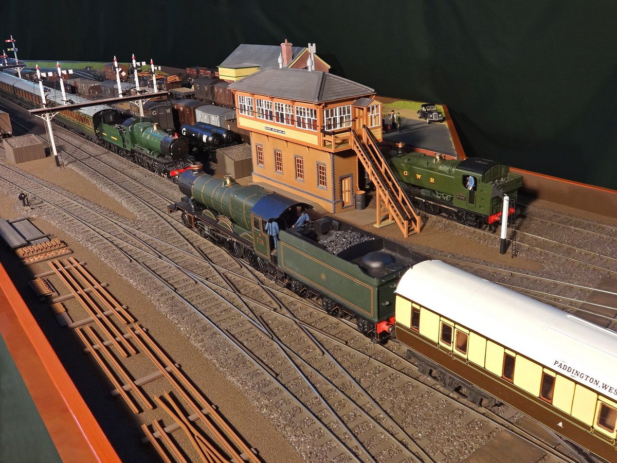 Model Railway Club tweet media