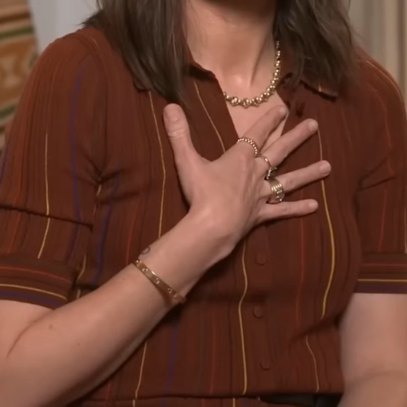 karolina wydra’s pr manager tweet media