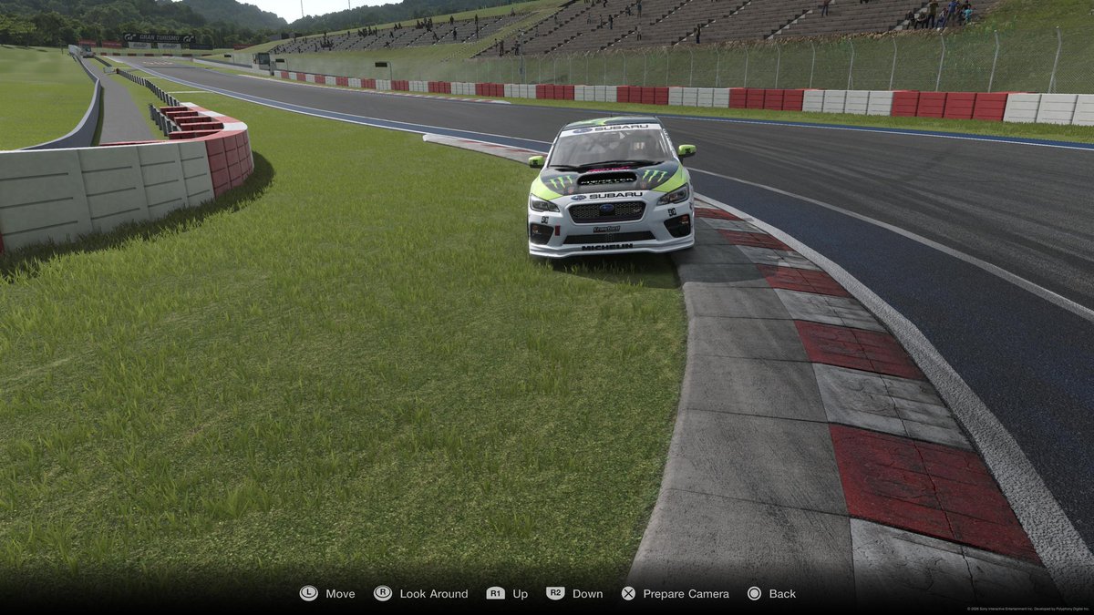 man with no name 🏳 tweet media