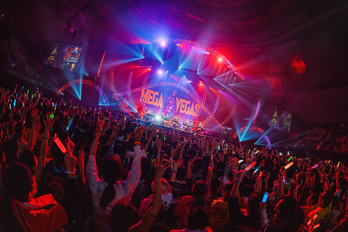 モモ♡ tweet media