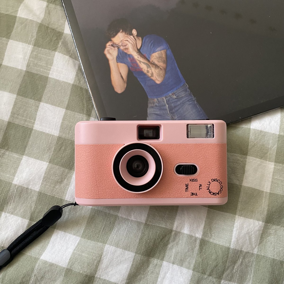 ambre ✩ tweet media