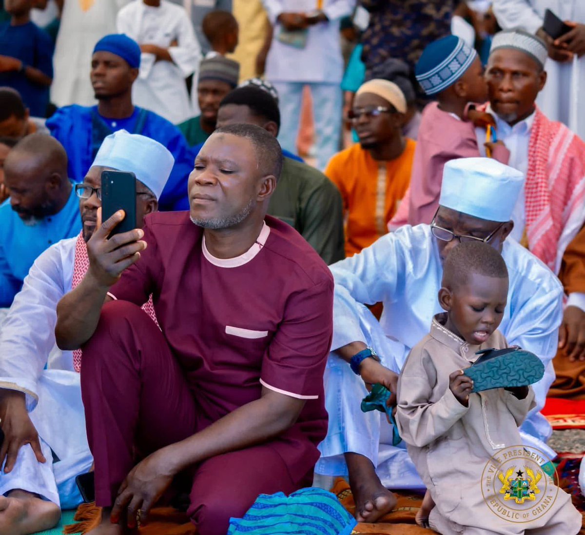 Vice President Jane Naana Opoku-Agyemang joined the Ahlus Sunna Muslim community at the forecourt of the State House to mark Eid, in the company of distinguished Imams, clerics, and fellow Ghanaians.

In her message, the Vice President highlighted Ramadan as a period defined by