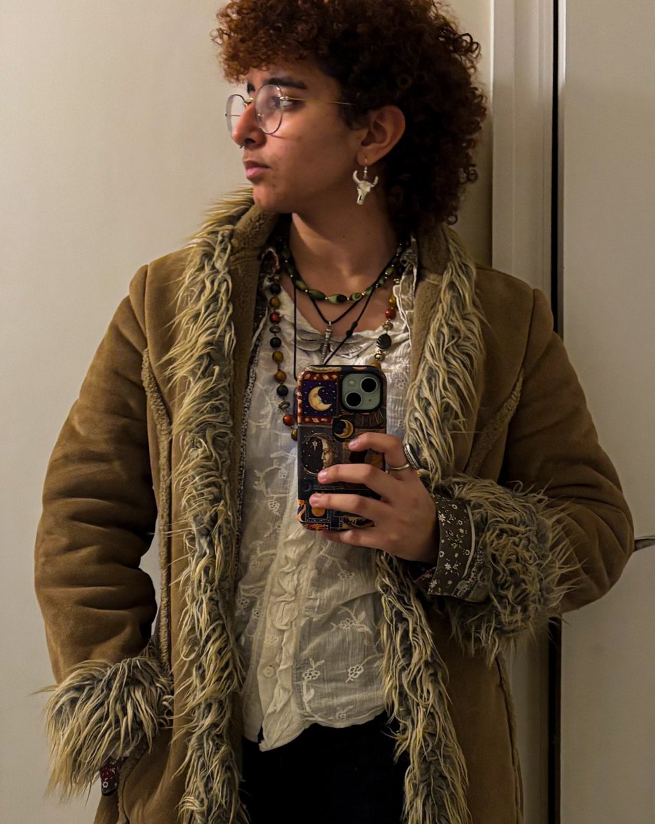 𝔠𝔥𝔯𝔦𝔰 ꩜ tweet media