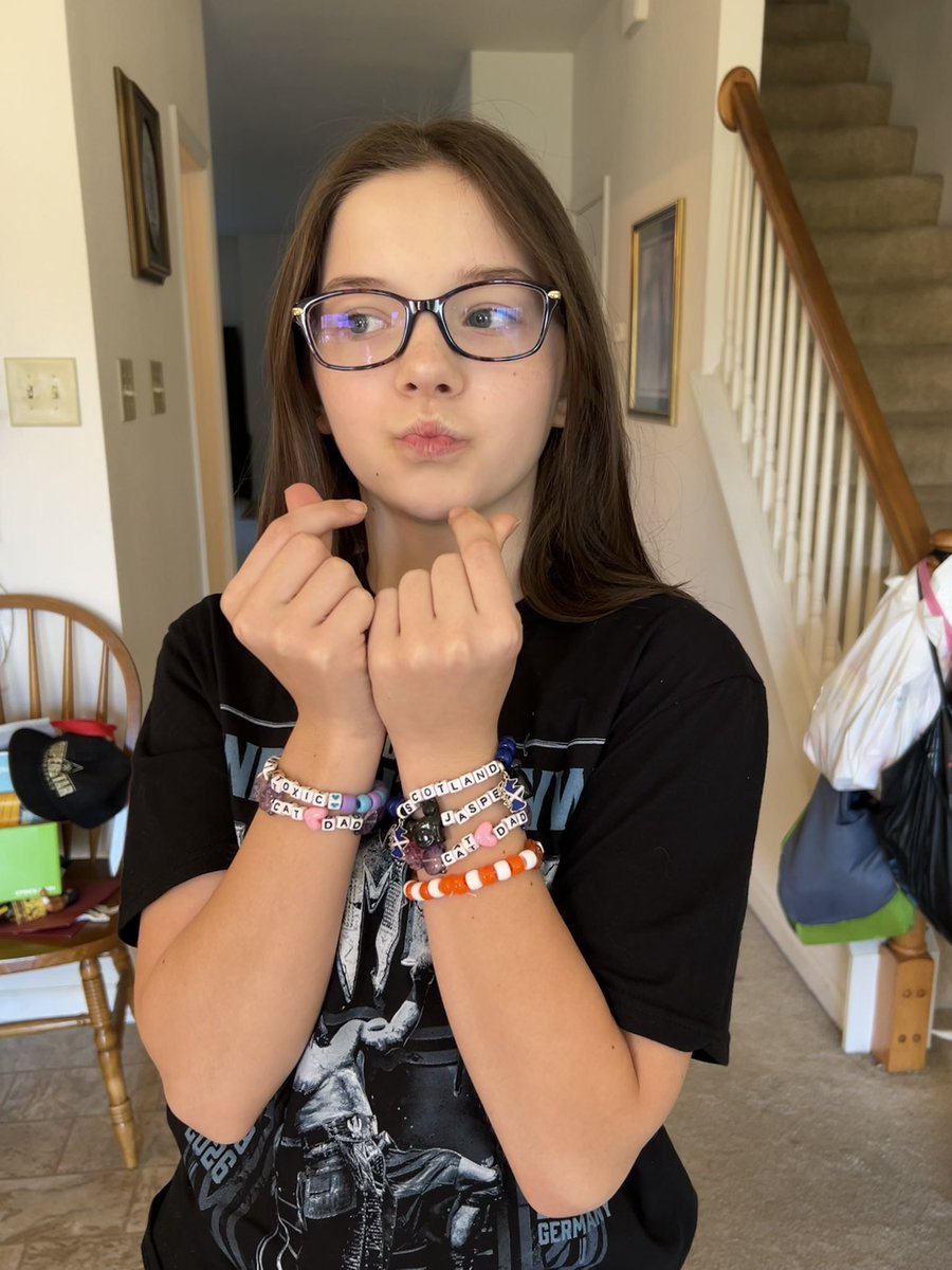 Cherry🍒Broken Dreams/Thee Redheaded Mama Claymore tweet media