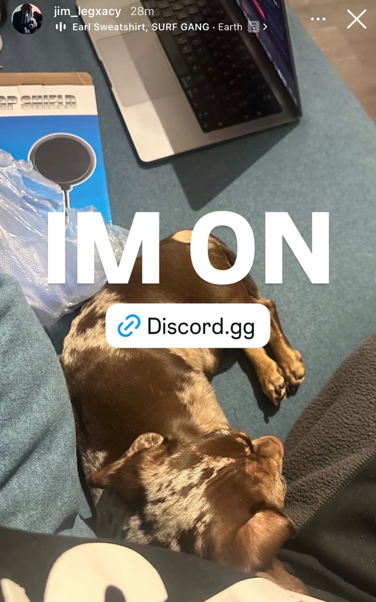 Outside Voices 🇬🇧 tweet media