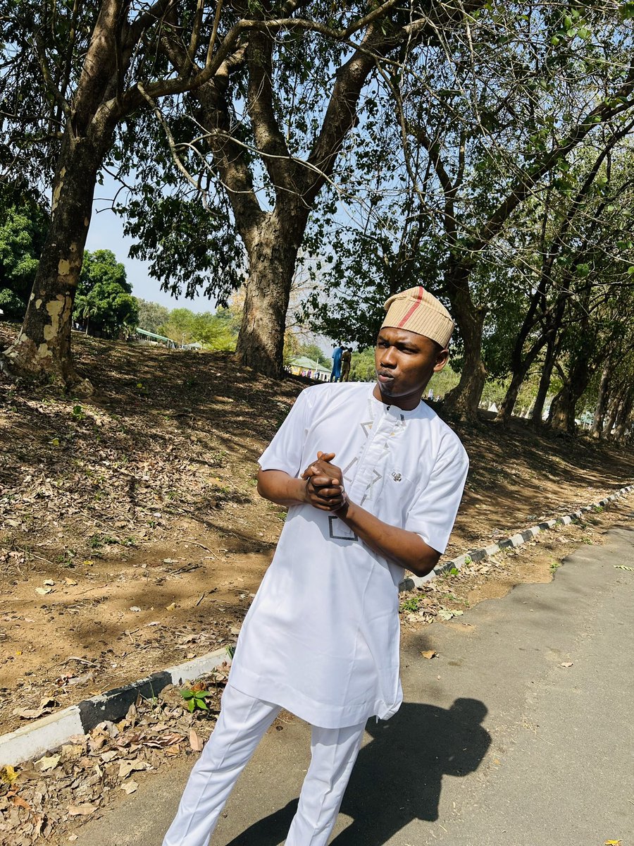code_by_pluto's tweet photo. Happy Eid Mubarak 🌙✨❤️ https://t.co/8jNMvwcdwU