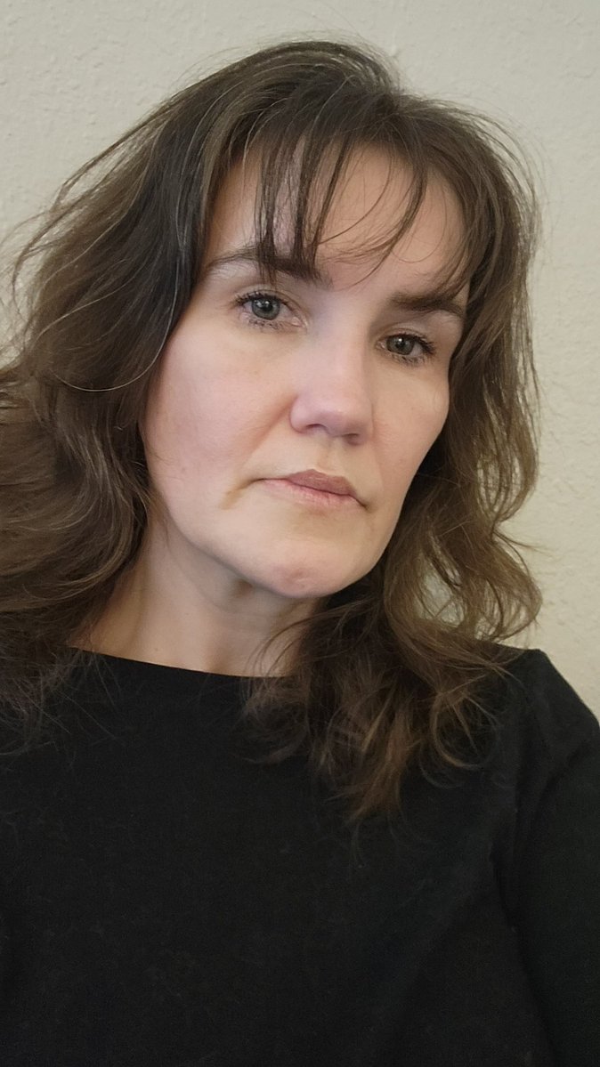 PSA left is no makeup right is makeup no filters were involved but dim lighting creates some blurriness