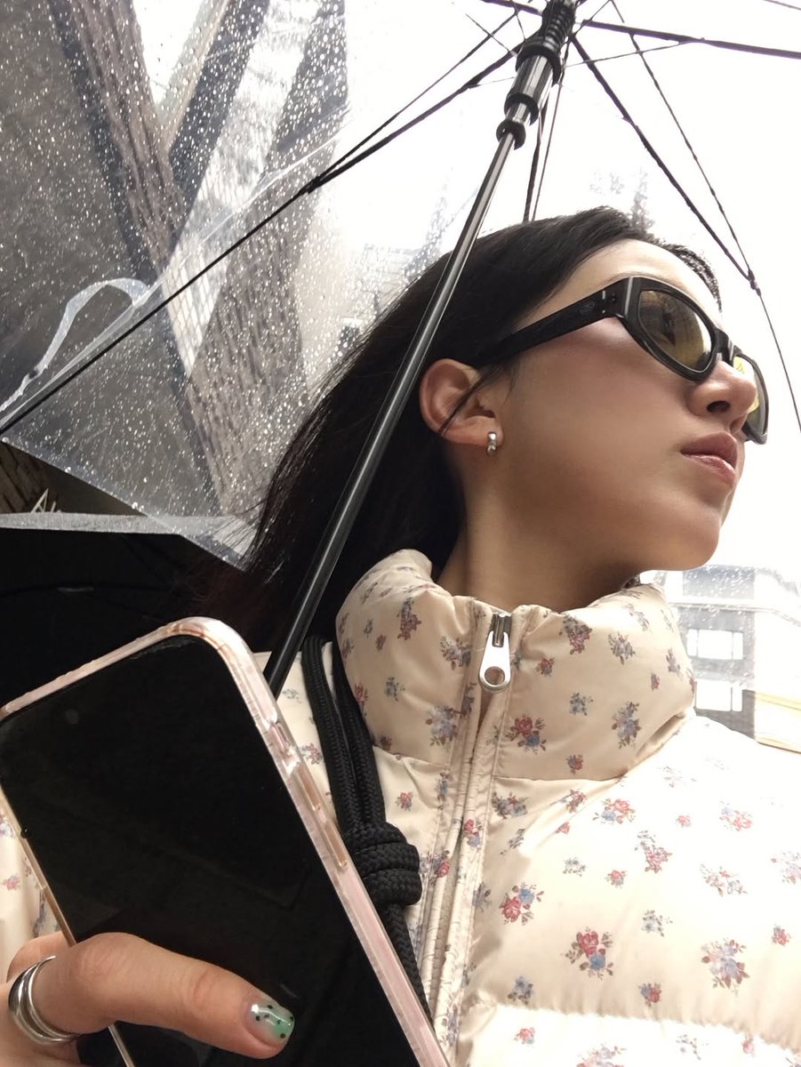 youi pics tweet media