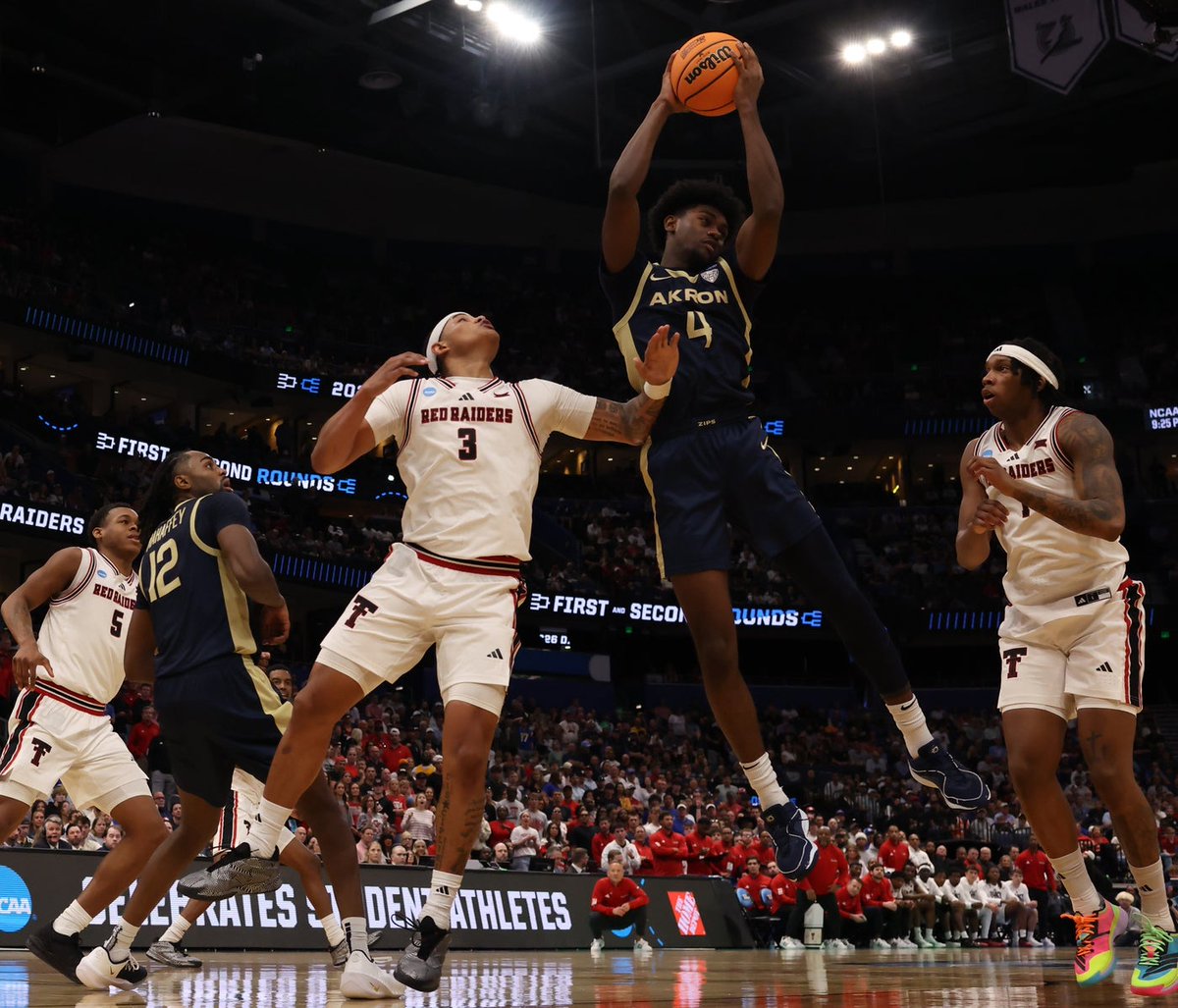 Akron Zips MBB tweet media