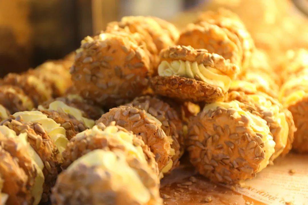 Before ESC tweet media