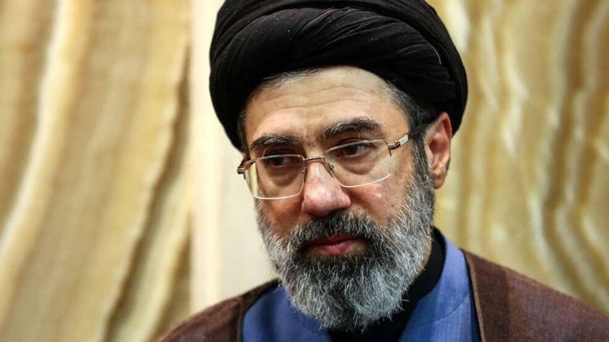 RoaaWarStudies's tweet photo. المرشد الأعلى الإيراني مجتبى خامنئي:

أطلب من بلدينا الشقيقين، أفغانستان وباكستان، إقامة علاقات أفضل مع بعضهما البعض من أجل الله ولمنع الانقسام بين المسلمين.

ومن جانبي، أنا على استعداد لاتخاذ الخطوات اللازمة. https://t.co/jN7EcFGTW7