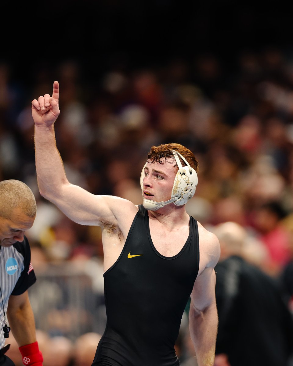 Iowa Hawkeye Wrestling tweet media