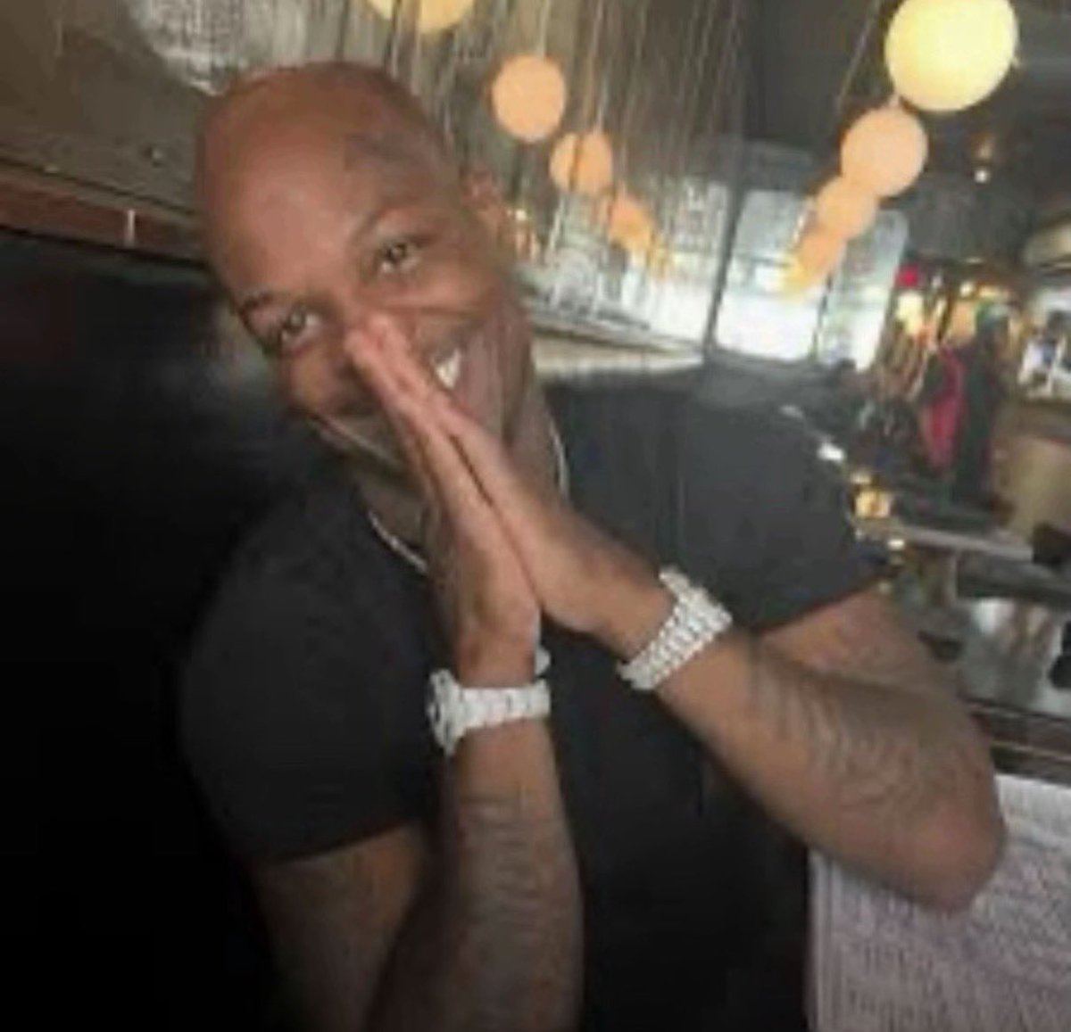 sneakypeaky | NekoMask CEO 🐈⬛🎭 tweet media