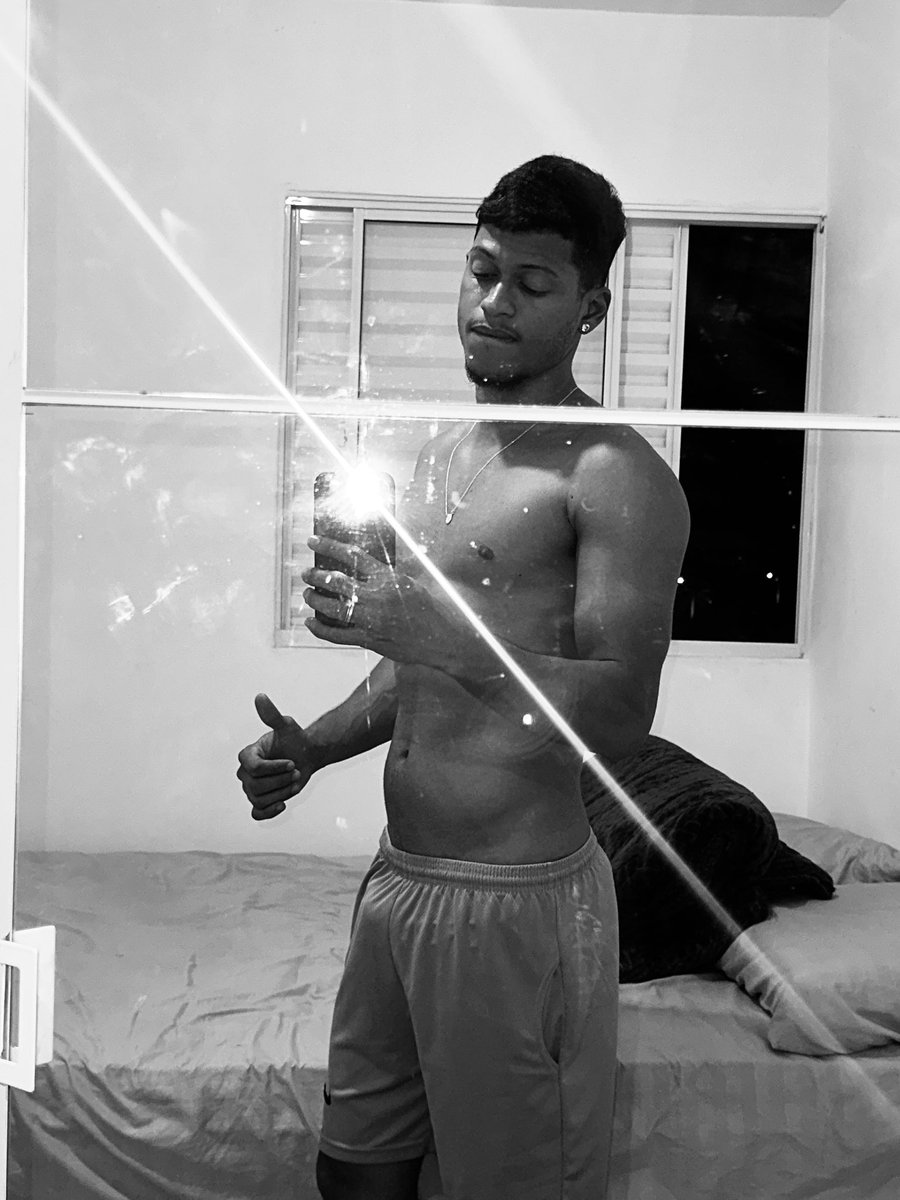 pretinlindão tweet media