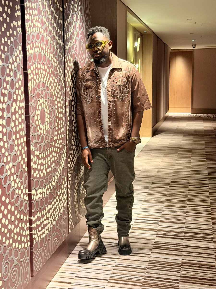 Levixone tweet media