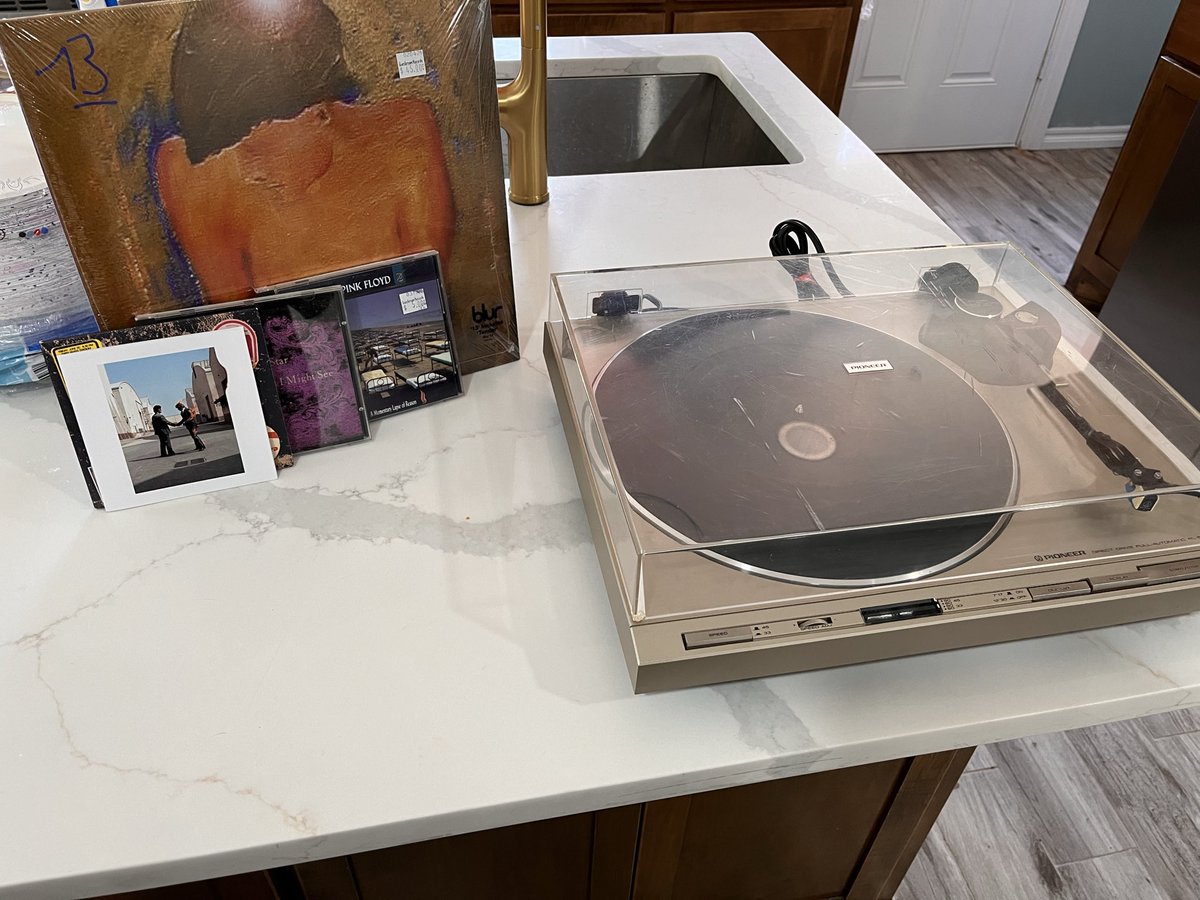 lil_a_man tweet media