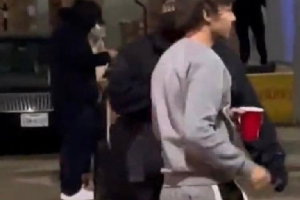 𝐚𝐥𝐢 - ̗̀🌻✧˖°🪩༘⋆ tweet media