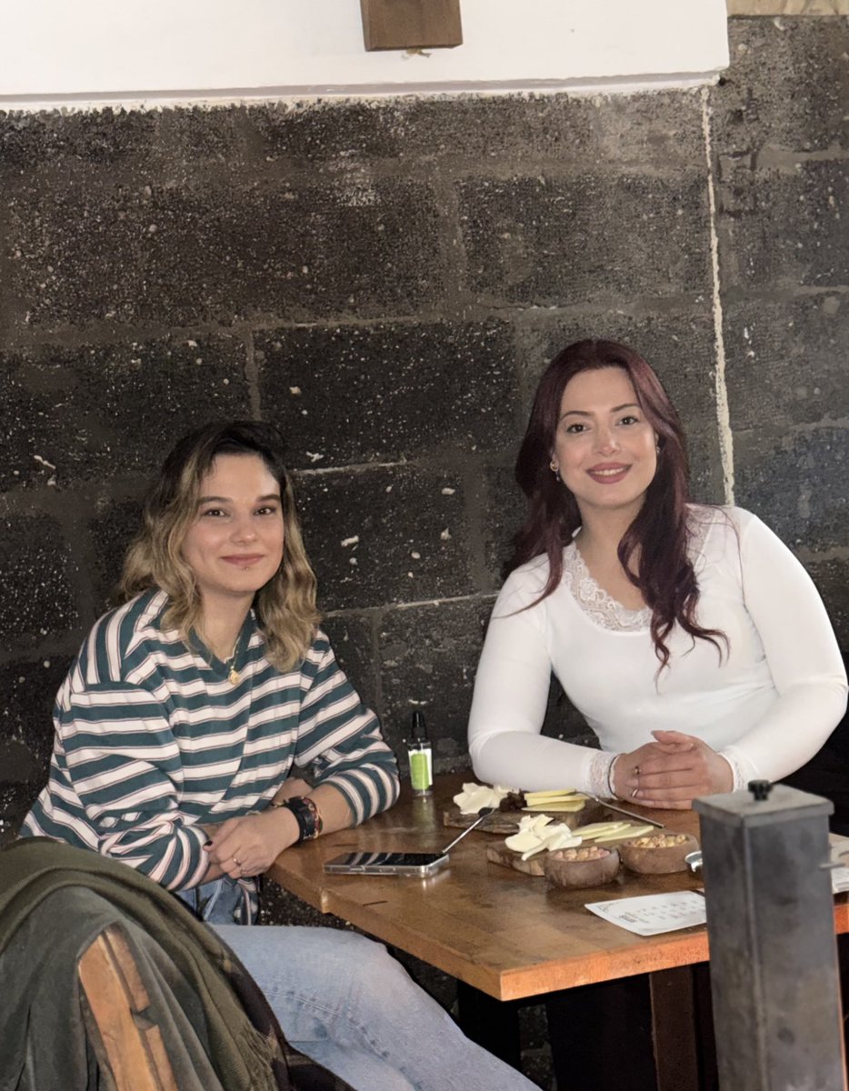 Gamze C. tweet media