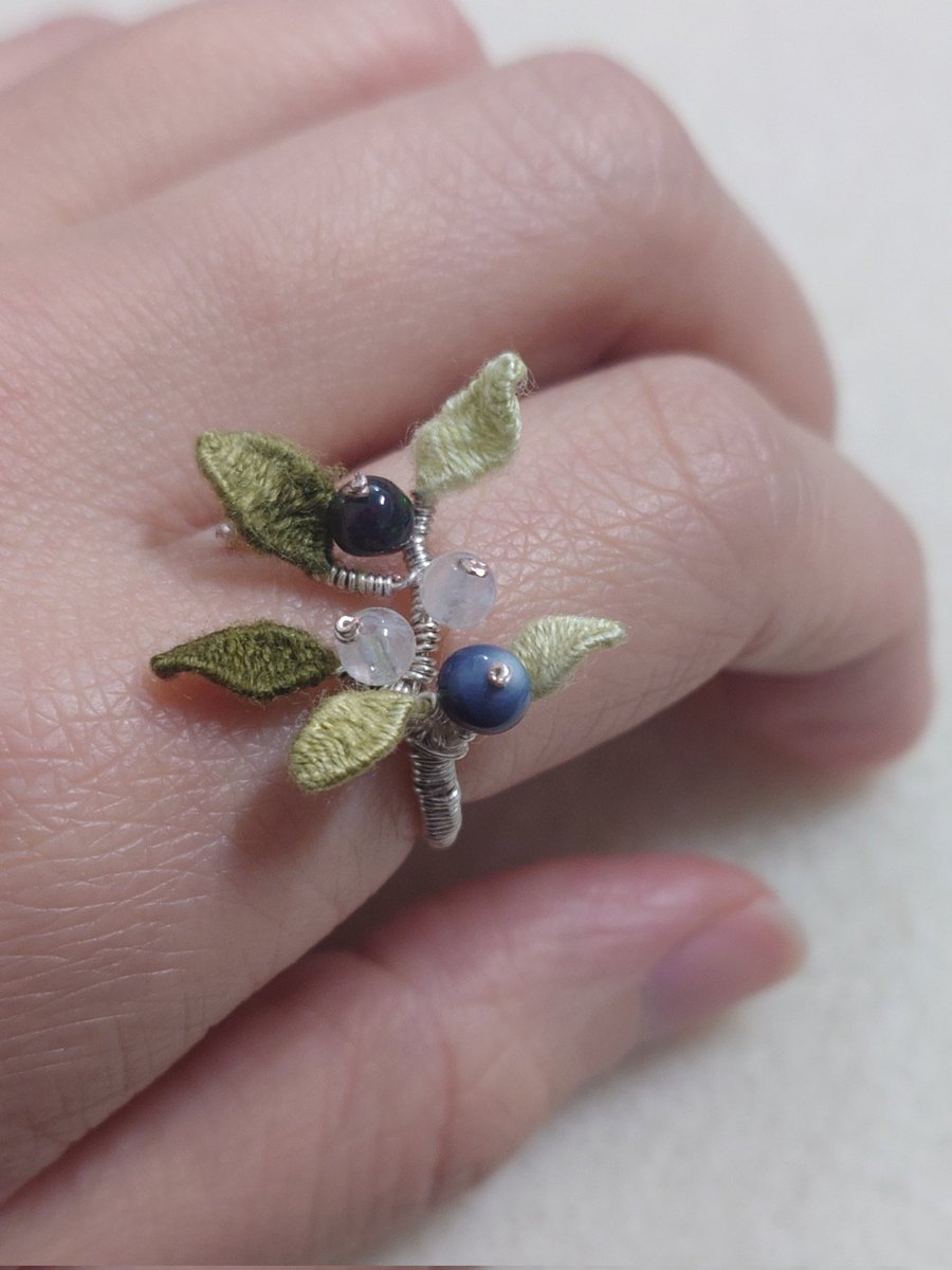 namesohardQq's tweet photo. 俗頭戒指們
#wirewrapping https://t.co/OErcqRHdNP