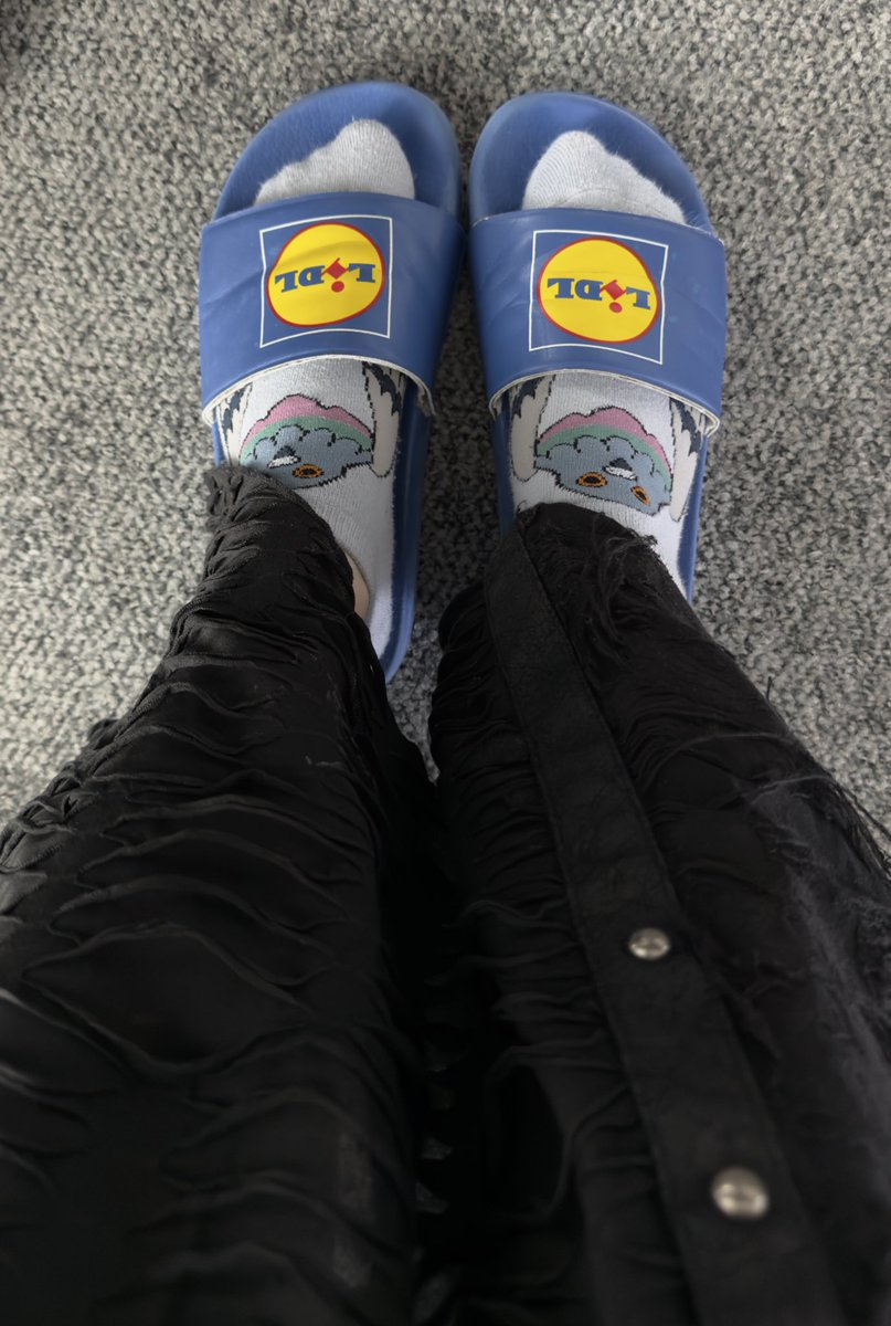 sai 🌑 tweet media