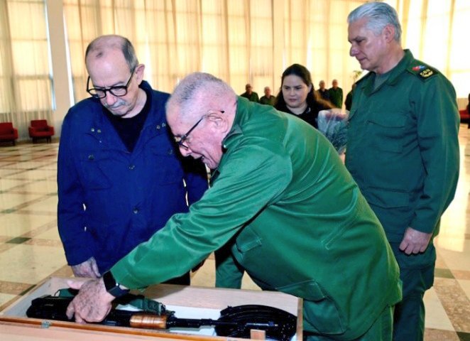 ӄɛȶʏ ƈօռȶɨռօ tweet media