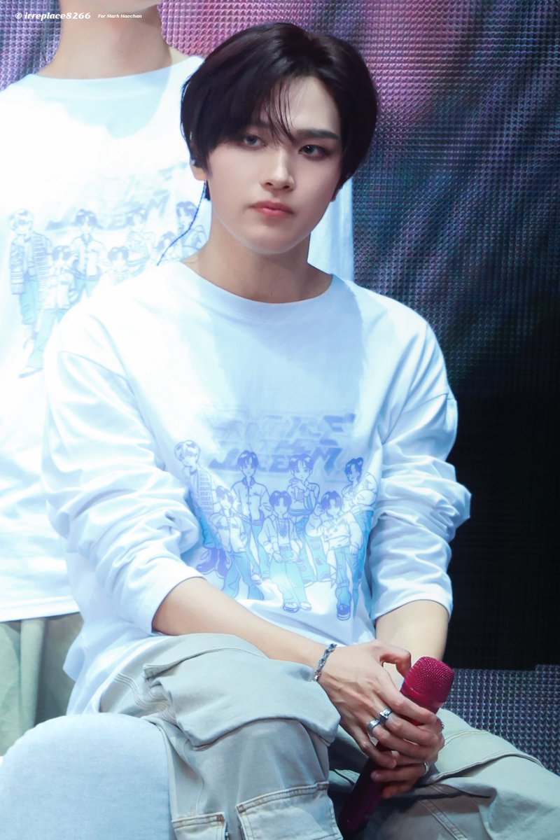 Irreplaceable tweet media