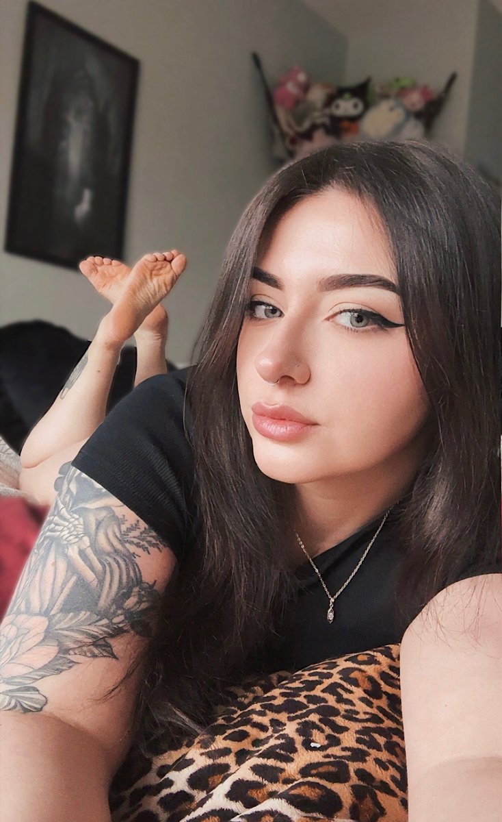 Vixie ⚔️ 𝔣𝔦𝔫𝔡𝔬𝔪 tweet media