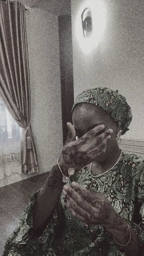 Nafisatt tweet media