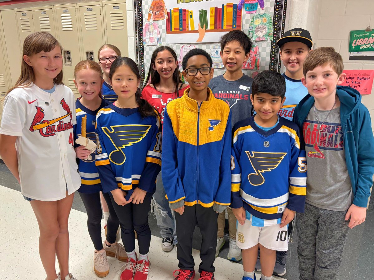 rockwoodschools's tweet photo. Rockwood Valley 6th-graders gained a better understanding of their city and polished their note-taking and writing skills during the annual "From the Lou" Day, hearing from 10 community members about all things St. Louis! #WeAreRockwood

Learn more: https://t.co/gCSIi9JOXf https://t.co/BRQjgGURVV