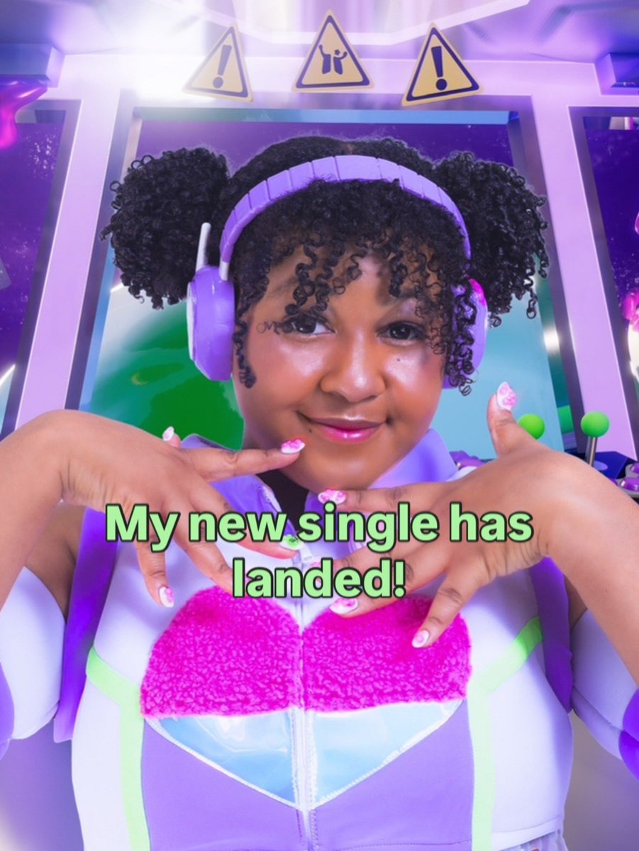 PAiDA👽new somg out now! tweet media