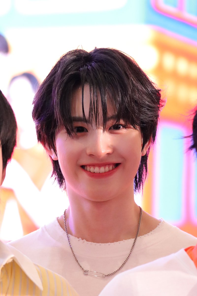 ไป กับ เต tweet media