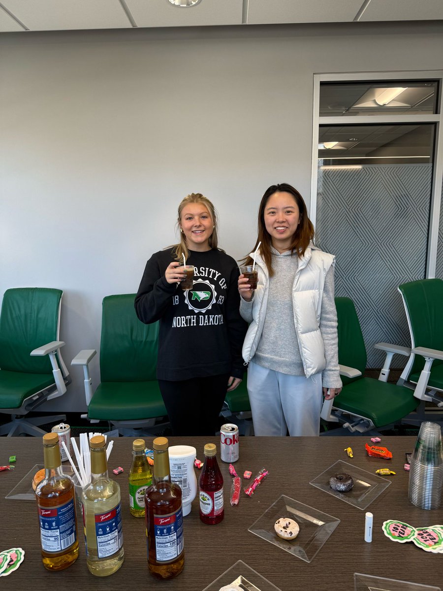 UND Communication tweet media