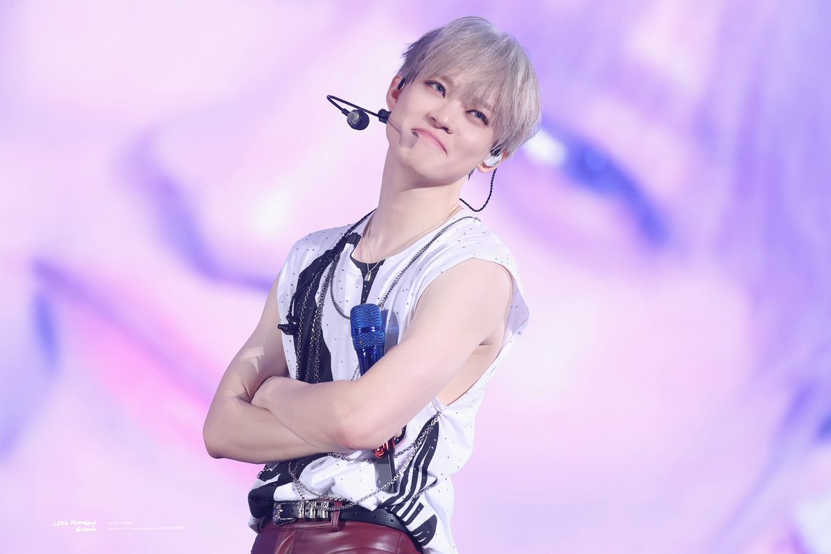 𝐒𝐭𝐫𝐚𝐰𝐛𝐞𝐫𝐫𝐲𝐂𝐡𝐞𝐞𝐬𝐞. tweet media