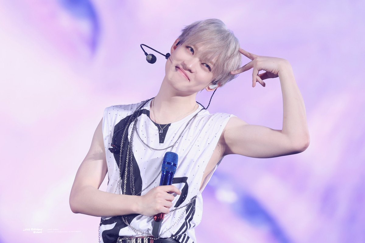 𝐒𝐭𝐫𝐚𝐰𝐛𝐞𝐫𝐫𝐲𝐂𝐡𝐞𝐞𝐬𝐞. tweet media