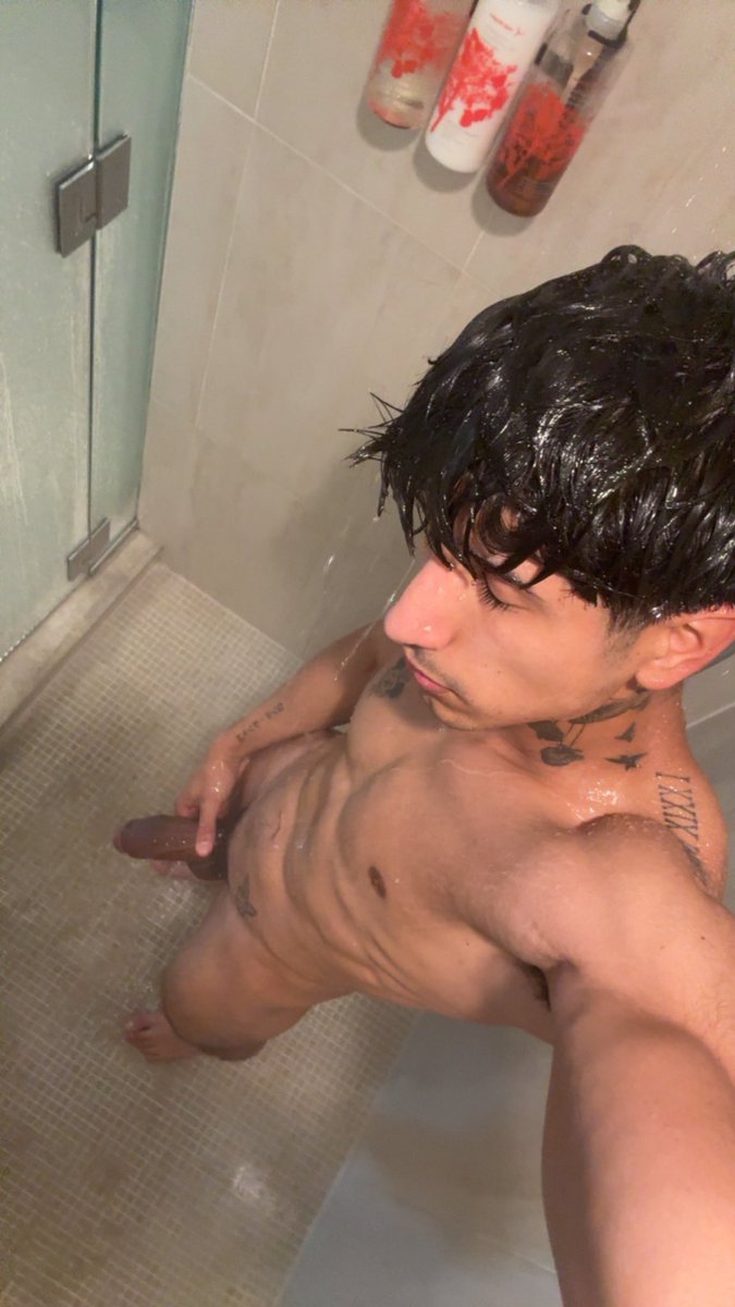 Noah Foxxx tweet media