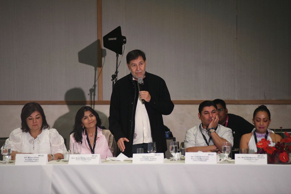 Fernández Noroña tweet media