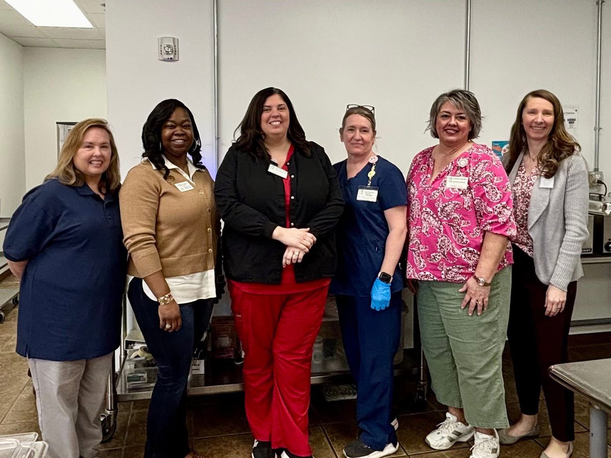 Amy M. Jacobs tweet media