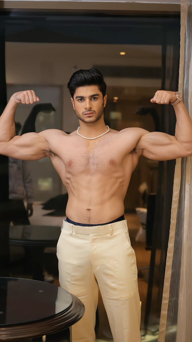 Papi IYKYK 🌚🌝 tweet media