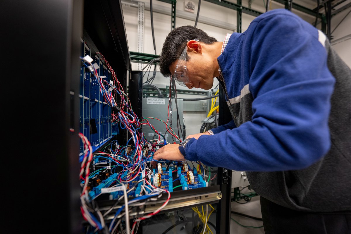 NatLabRockies's tweet photo. We’re #hiring! The Architect and Engineering Support team is seeking a new facilities electrical engineer to work on projects on our Colorado campuses. The new hire will be the subject matter expert for all infrastructure #electricalsystems at NLR. https://t.co/meVzY8aXcv https://t.co/XURuPF930V