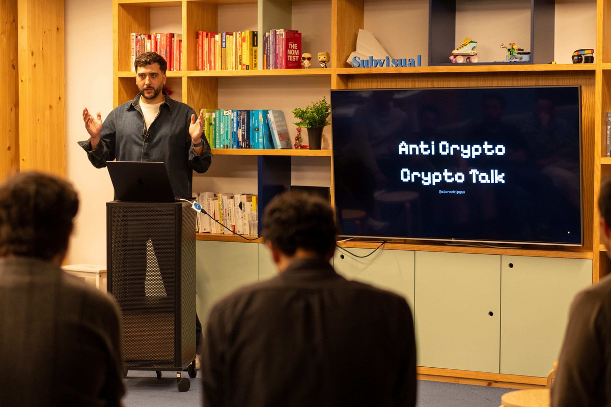 Subvisual tweet media