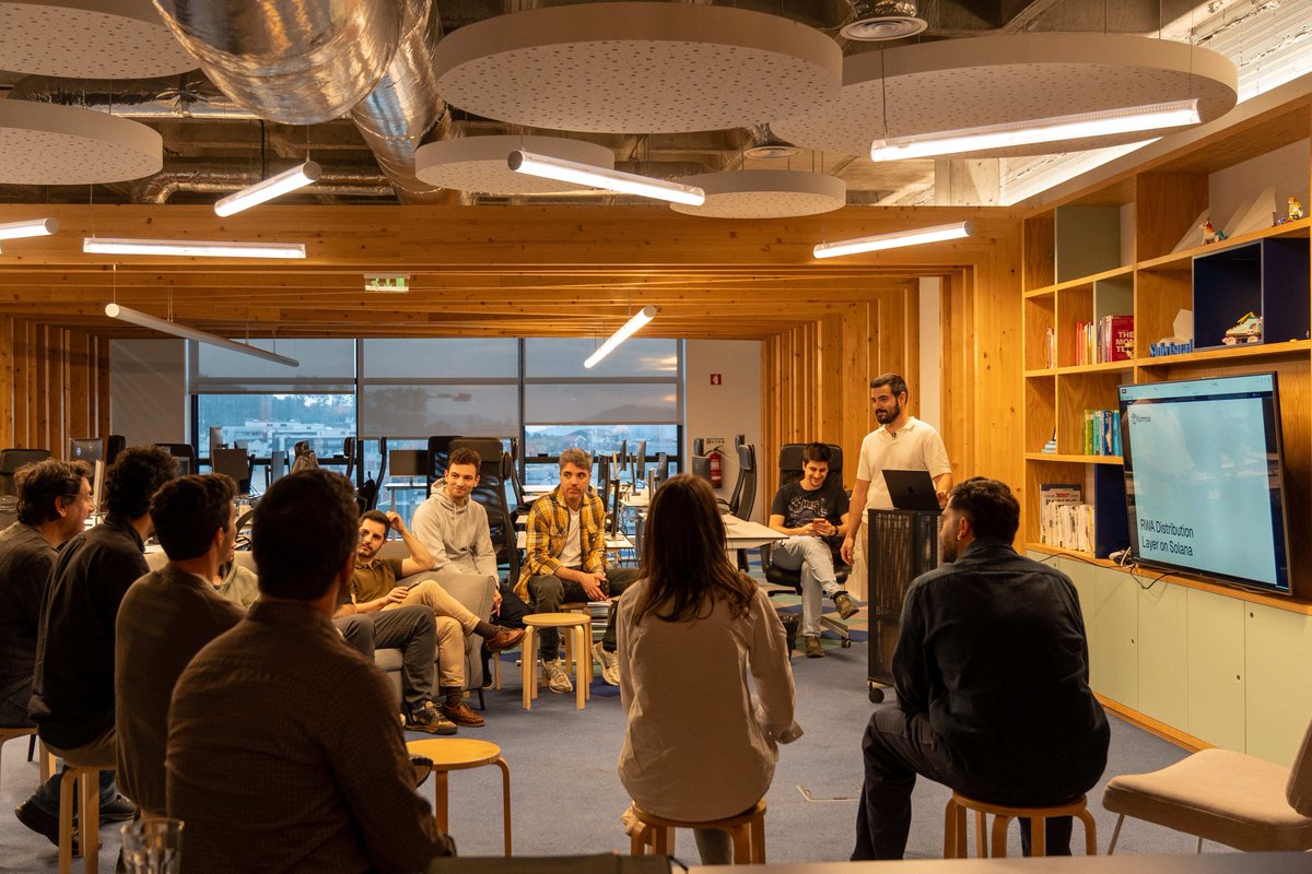 Subvisual tweet media