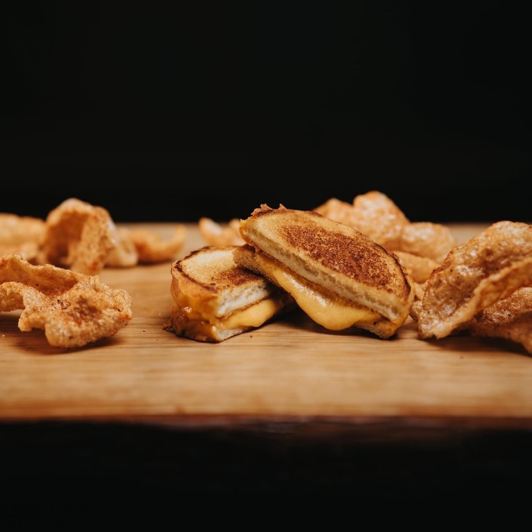 Two Brothers Smoked Meats tweet media