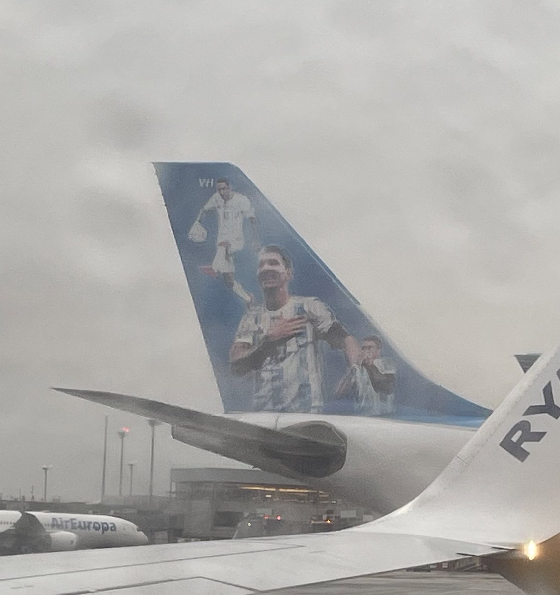 andy 🦦 tweet media