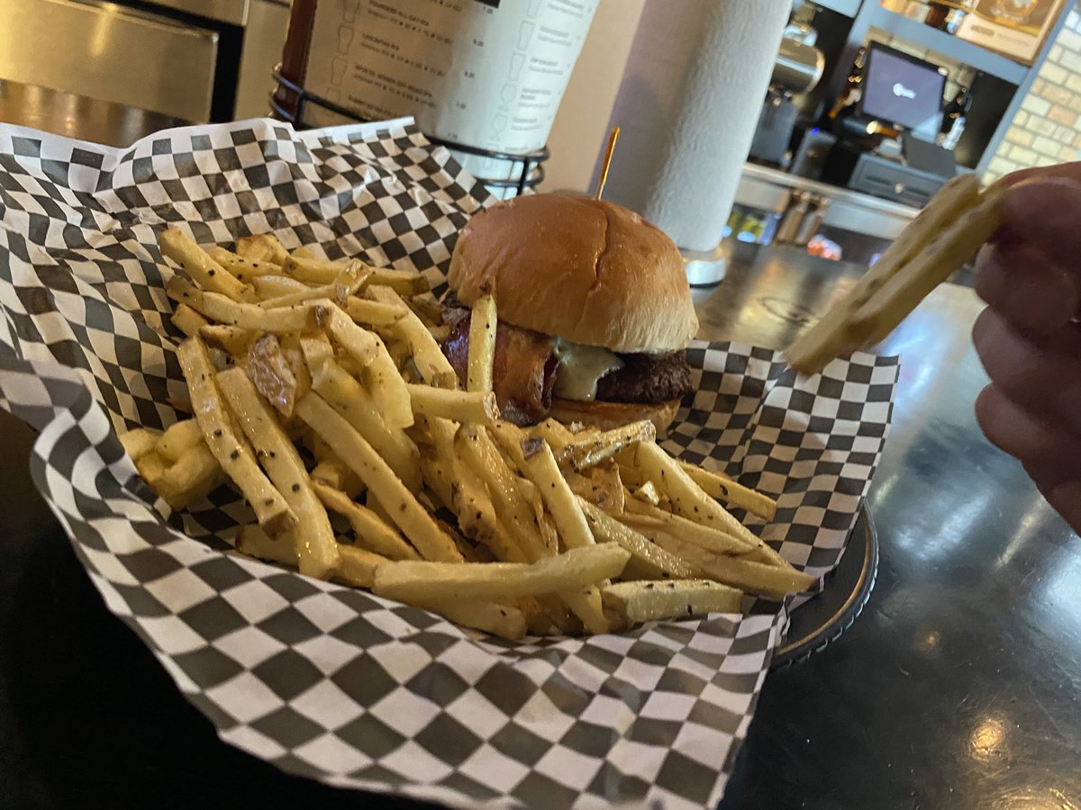 Merowzer🐾🐈 tweet media