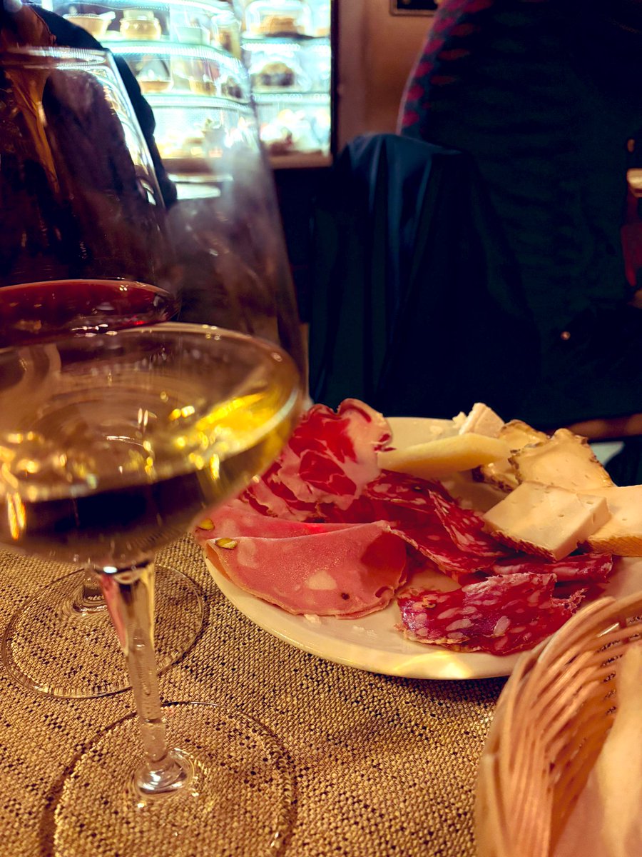 Le sane abitudini del venerdì pomeriggio 😁