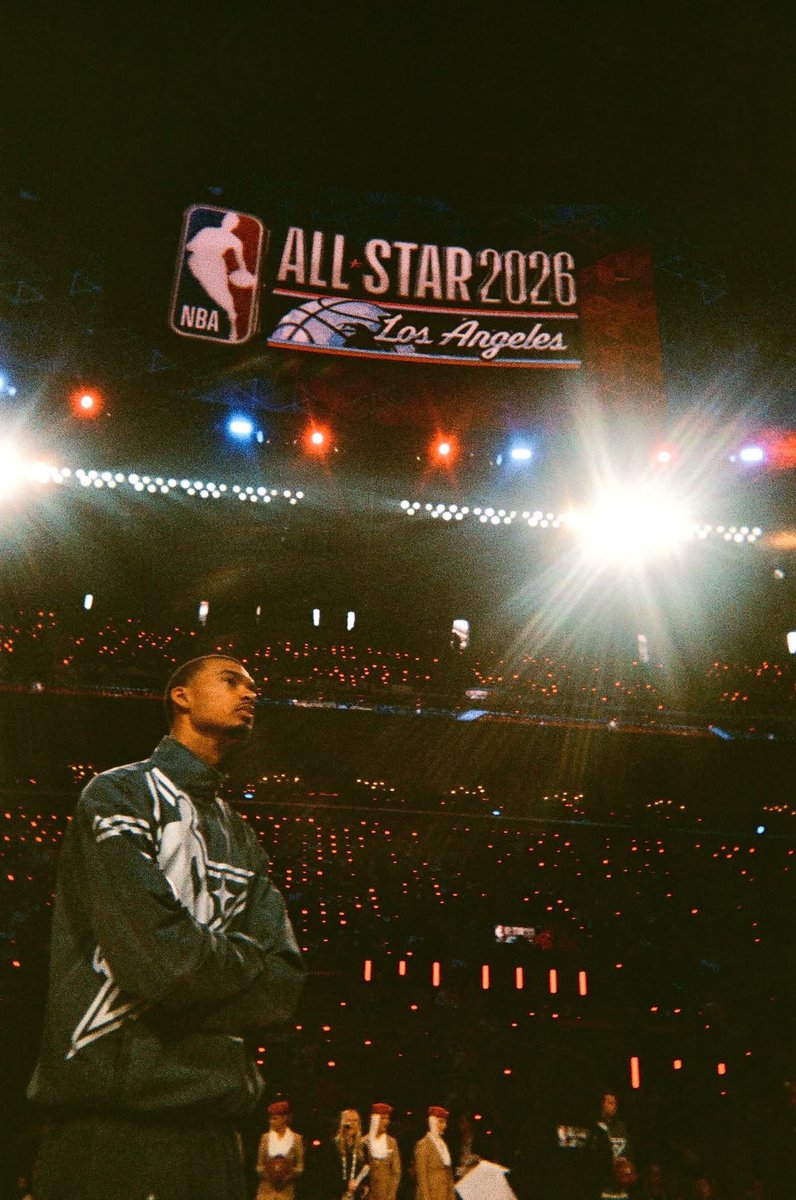 Locked-in tweet media